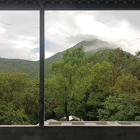 Hotel Malar Park Tiruvannāmalai Esterno foto