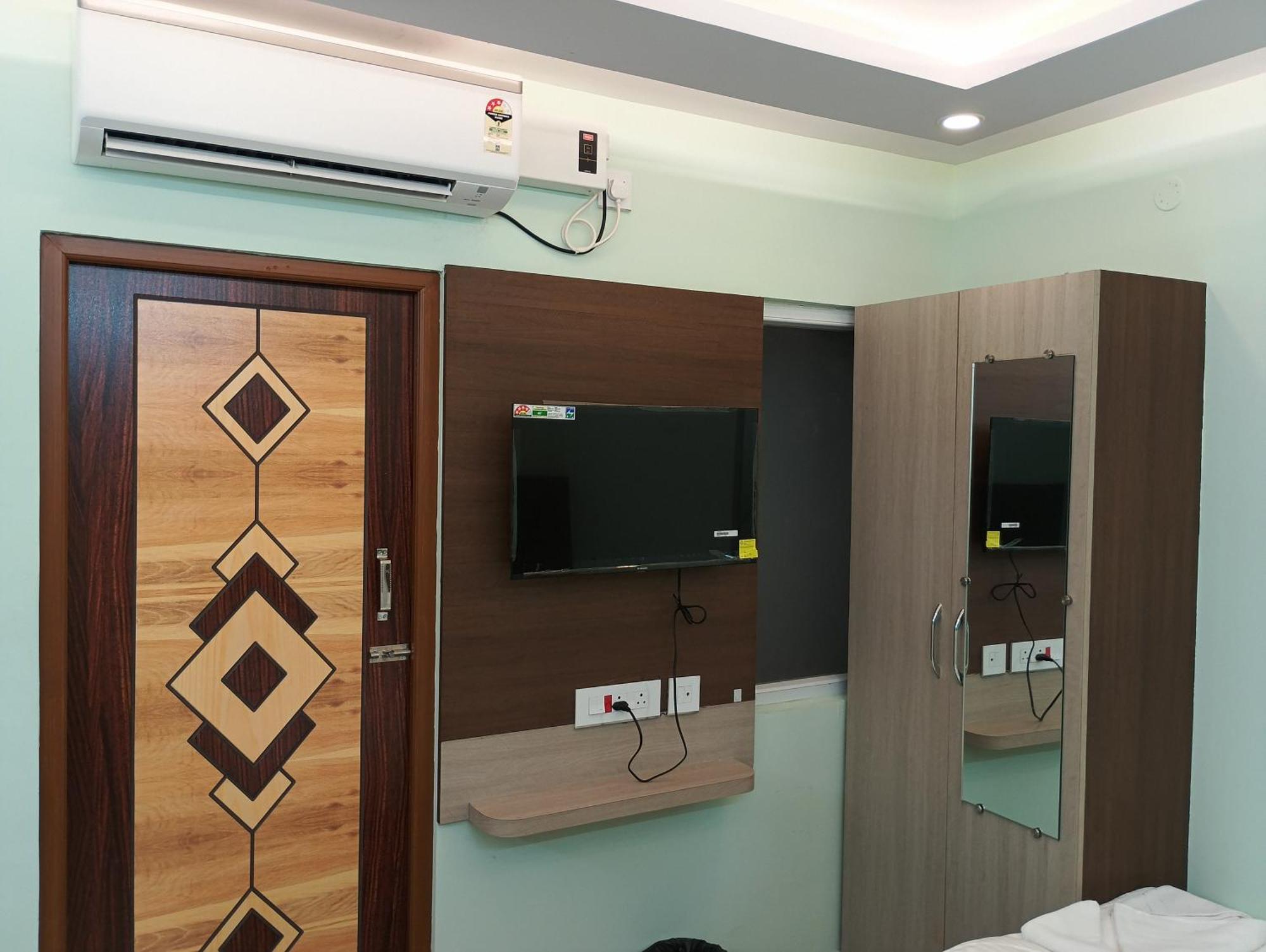 Hotel Malar Park Tiruvannāmalai Camera foto
