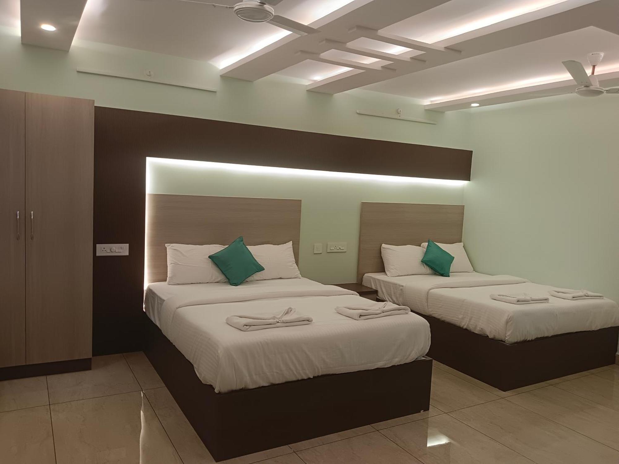 Hotel Malar Park Tiruvannāmalai Esterno foto