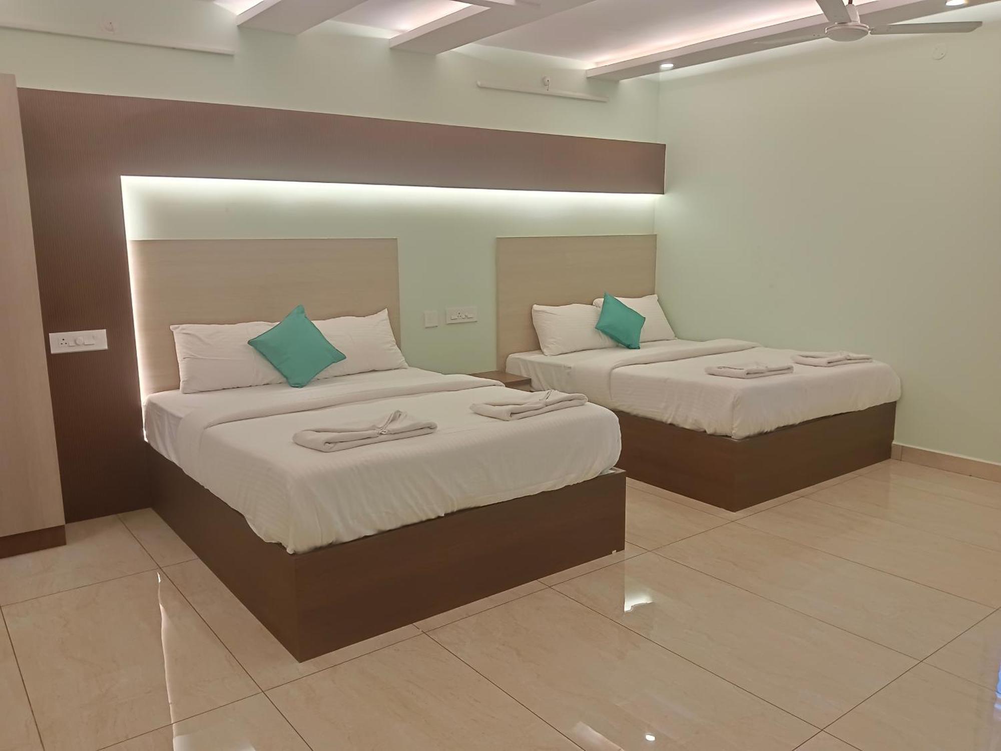 Hotel Malar Park Tiruvannāmalai Esterno foto